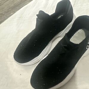 Guess Black and White Sneakers Slip-On Low-Top